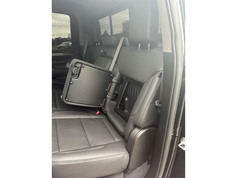 Used 2026 Chevrolet Silverado 1500 LT Trail Boss w/ LT Trail Boss Premium Package AWD/4WD image 18