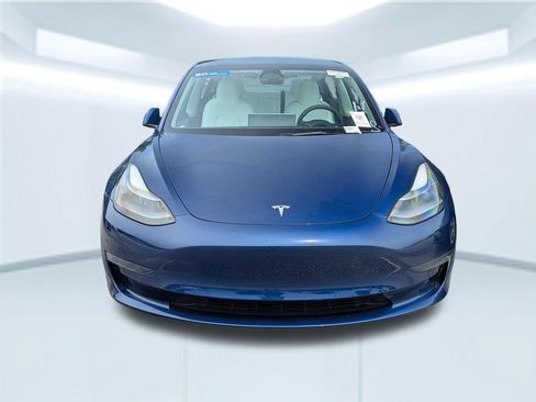 Used 2023 Tesla Model 3 Standard Range RWD image 4