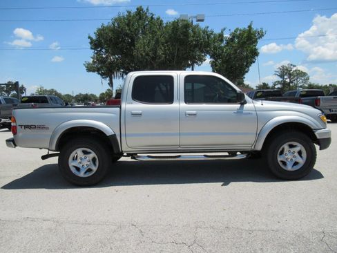 Used 2004 Toyota Tacoma PreRunner RWD image 2