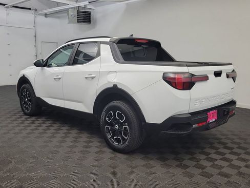 Used 2022 Hyundai Santa Cruz SEL Premium image 3