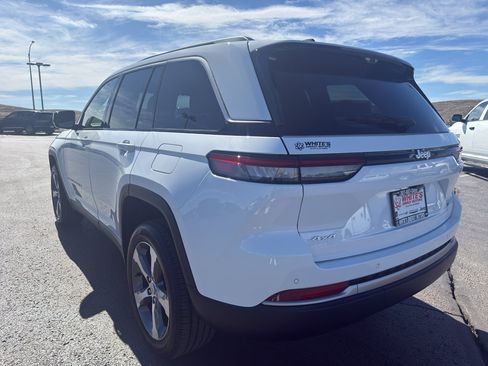 New 2026 Jeep Grand Cherokee Limited AWD/4WD image 7