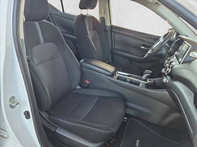 Used 2025 Nissan Sentra SV FWD image 19