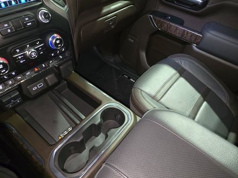 Used 2023 GMC Sierra 2500 Denali image 24