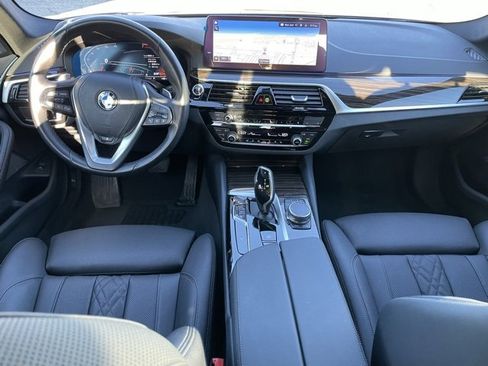 Certified 2023 BMW 530i xDrive w/ Premium Package image 11