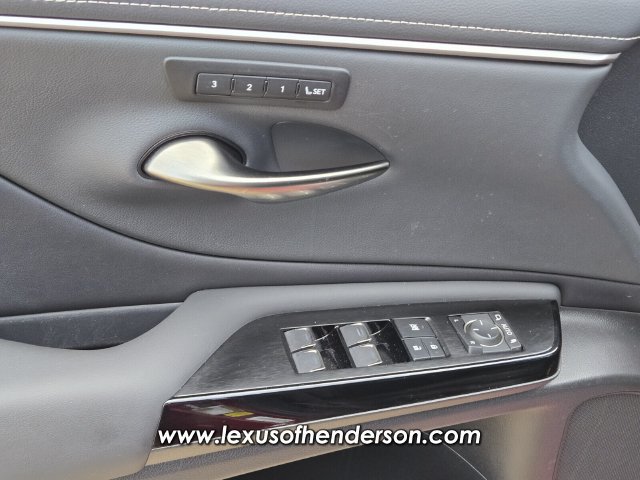Used 2024 Lexus ES 350 w/ Premium Package FWD image 22