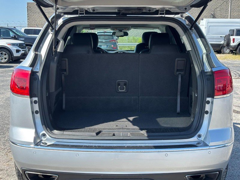 Used 2016 Buick Enclave Leather FWD image 11