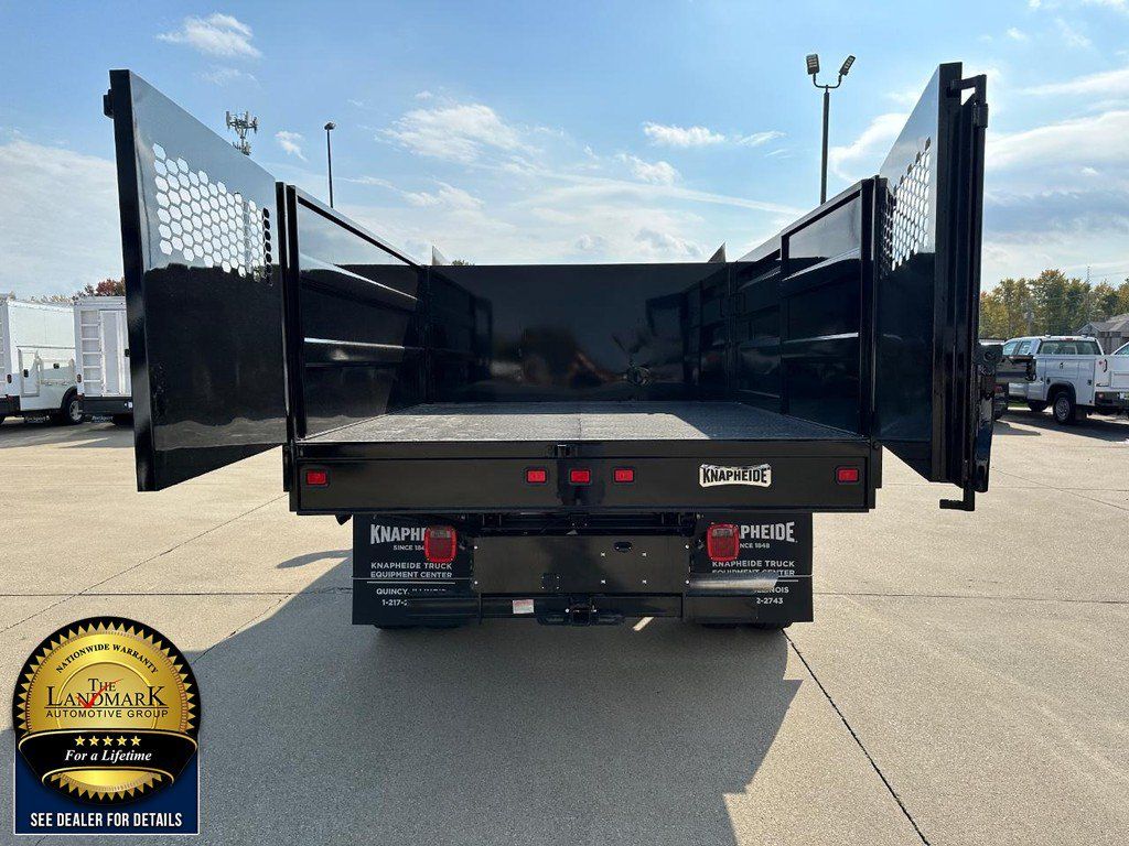 Used 2023 Ford F550 4x4 Regular Cab Super Duty image 4