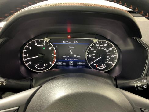 Used 2022 Nissan Altima 2.5 SR FWD image 14