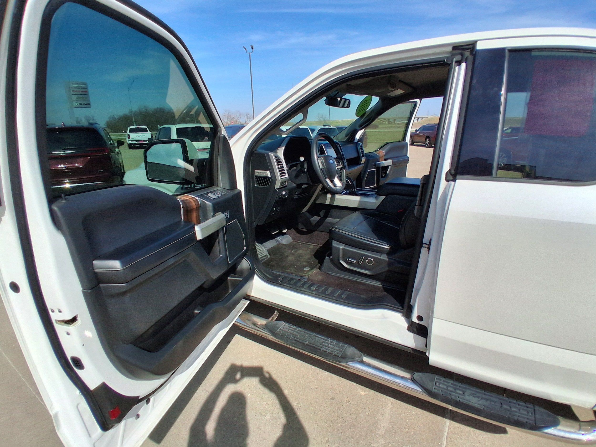 Used 2016 Ford F150 Lariat w/ Equipment Group 501A Mid AWD/4WD image 12