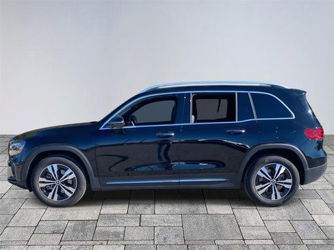 Certified 2025 Mercedes-Benz GLB 250 image 4