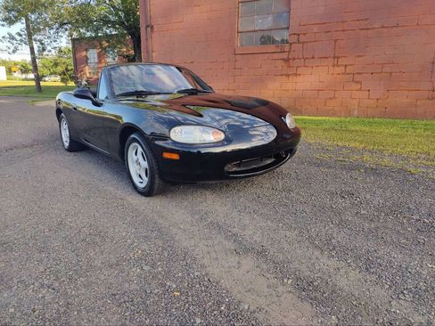 Used 1999 MAZDA MX-5 Miata image 5