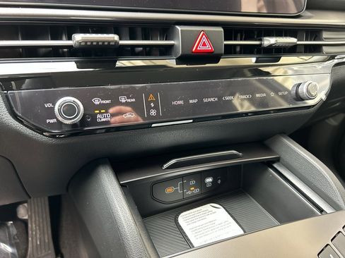 New 2026 Kia Sportage AWD Hybrid image 21