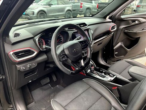 Used 2023 Chevrolet TrailBlazer RS w/ Technology Package image 8