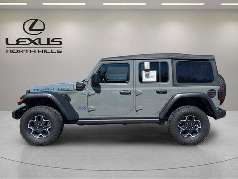 Used 2022 Jeep Wrangler Unlimited Rubicon 4xe w/ Cold Weather Group image 9