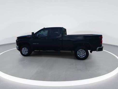 Used 2021 Chevrolet Silverado 2500 LT AWD/4WD image 5