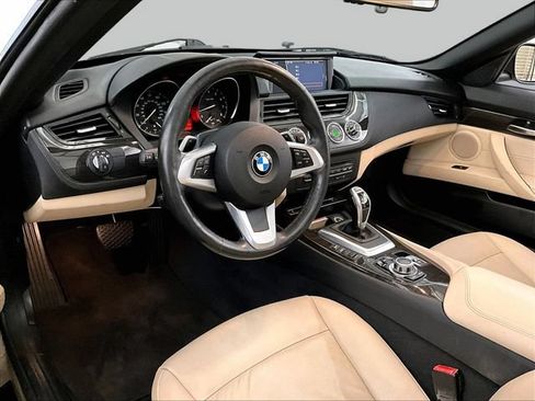Used 2014 BMW Z4 sDrive28i RWD image 12
