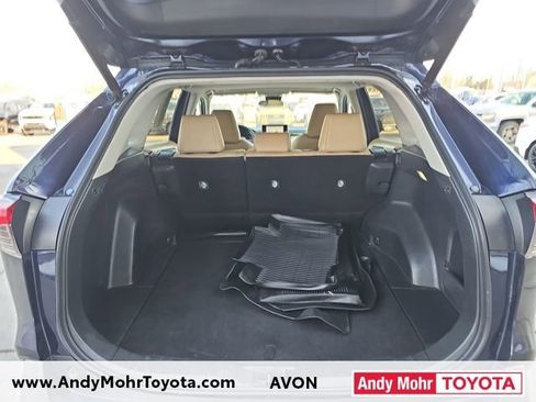 Used 2023 Toyota RAV4 XLE Premium image 29