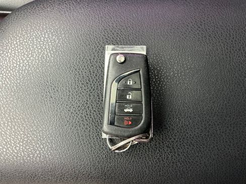 Used 2021 Toyota Camry SE FWD image 42