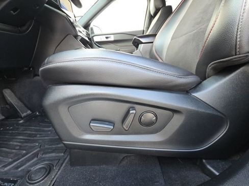 Used 2023 Ford Explorer ST-Line w/ Class IV Trailer Tow Package image 24