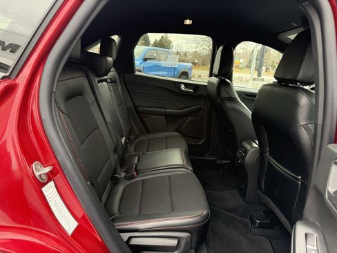 Used 2025 Ford Escape ST-Line image 7