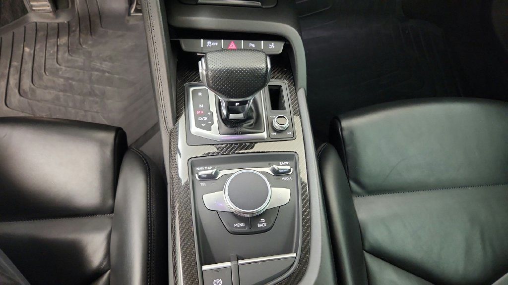 Used 2018 Audi R8 V10 RWD image 23