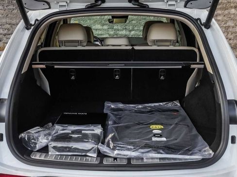 New 2026 Genesis GV70 2.5T image 8