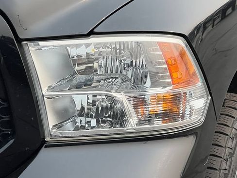 Used 2014 RAM 1500 Express AWD/4WD image 33
