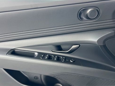 New 2026 Hyundai Elantra SEL Sport image 11