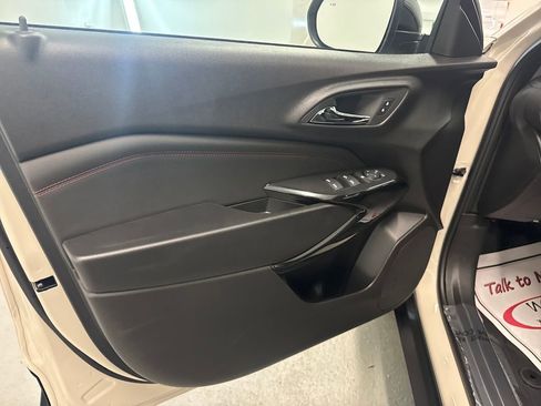New 2026 Chevrolet Trax RS w/ Sunroof Package FWD image 12