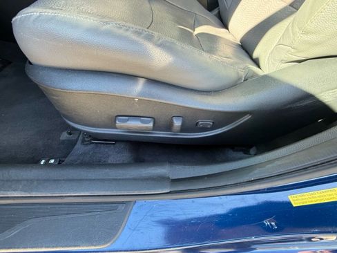 Used 2013 Hyundai Elantra Limited w/ Technology Pkg image 18