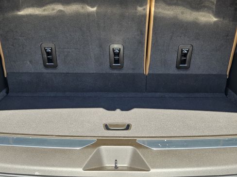 Used 2026 Cadillac Escalade Luxury w/ Touring Package RWD image 26