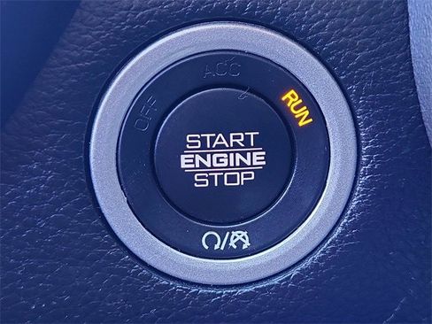 Used 2024 RAM 1500 Laramie image 26