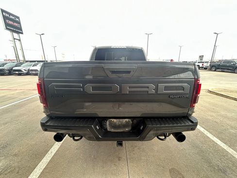Used 2020 Ford F150 Raptor w/ Equipment Group 802A Luxury AWD/4WD image 3