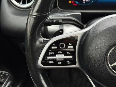 Used 2020 Mercedes-Benz GLB 250 4MATIC image 46