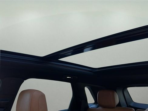 Certified 2023 Cadillac XT5 Premium Luxury w/ Technology Package FWD image 29