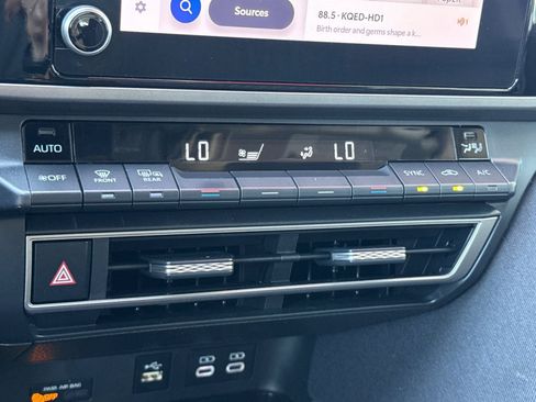 Used 2025 Toyota Camry LE FWD image 19