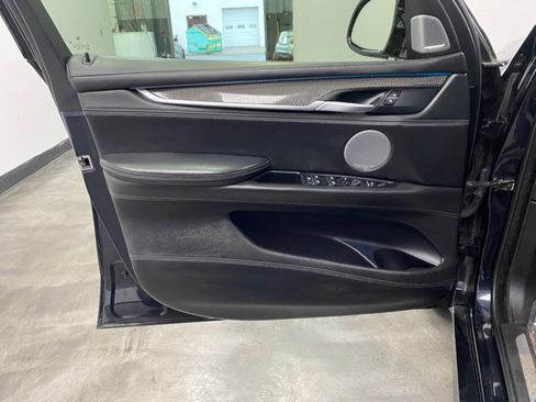 Used 2018 BMW X5 M w/ Executive Package image 45