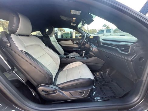 Used 2024 Ford Mustang GT Premium image 23