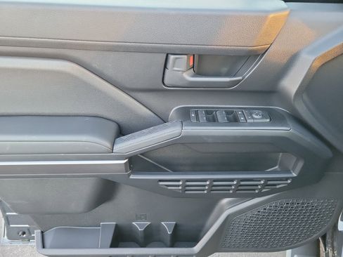 New 2026 Toyota 4Runner SR5 image 17