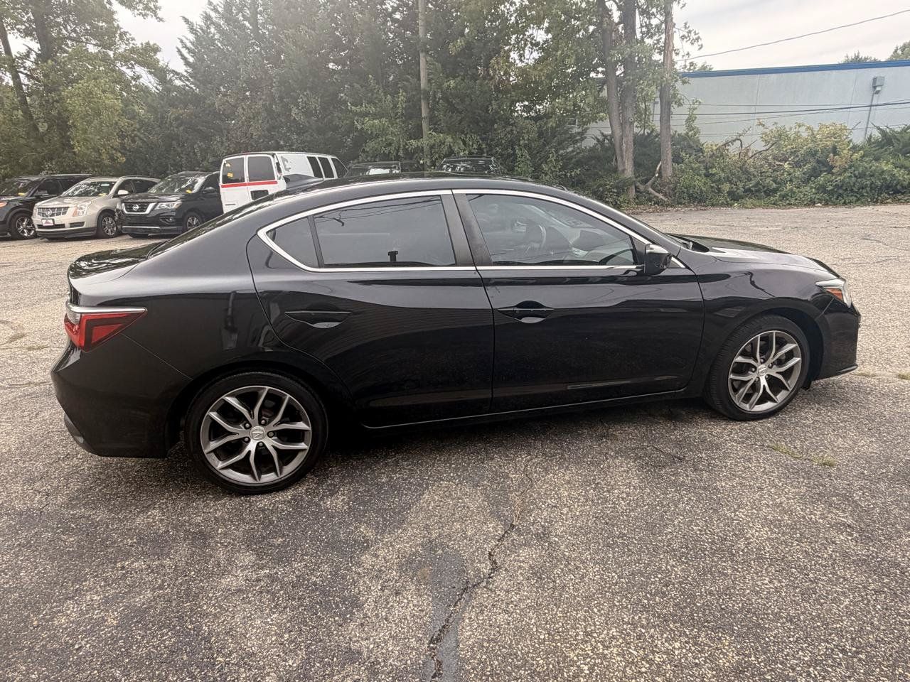 Used 2020 Acura ILX w/ Technology Package FWD image 8