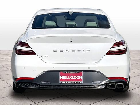 Used 2023 Genesis G70 2.0T w/ Sport Prestige Package image 7