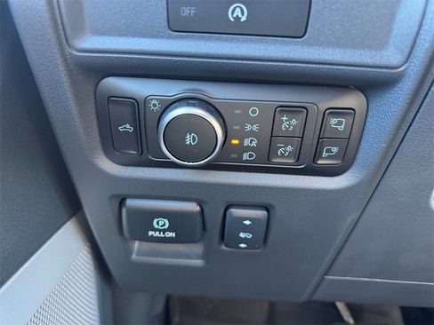 New 2025 Ford F150 Lariat w/ Equipment Group 502A High image 23