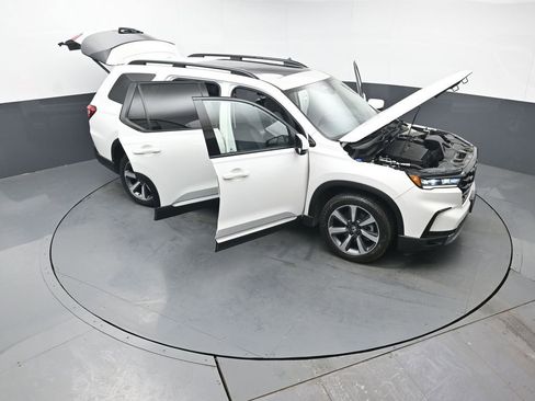 Used 2023 Honda Pilot Elite image 51