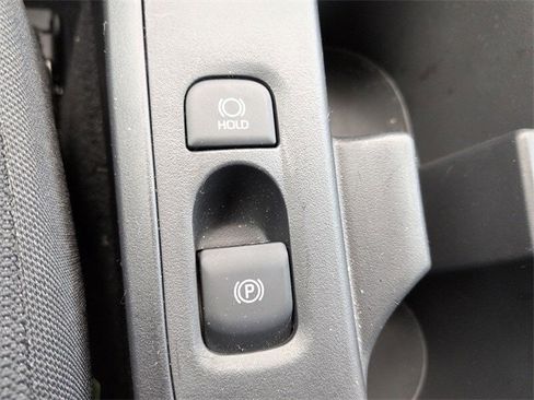 Used 2025 Toyota Corolla LE image 24