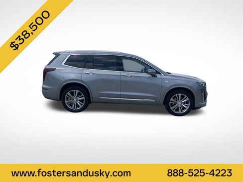 Certified 2023 Cadillac XT6 Premium Luxury w/ Technology Package FWD image 10