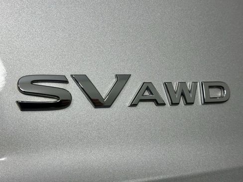 Used 2023 Nissan Rogue SV w/ SV Premium B Package image 13