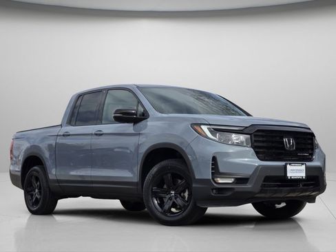 Certified 2023 Honda Ridgeline Black Edition image 2