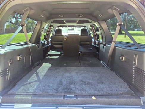 Used 2017 Lincoln Navigator L Select RWD image 37