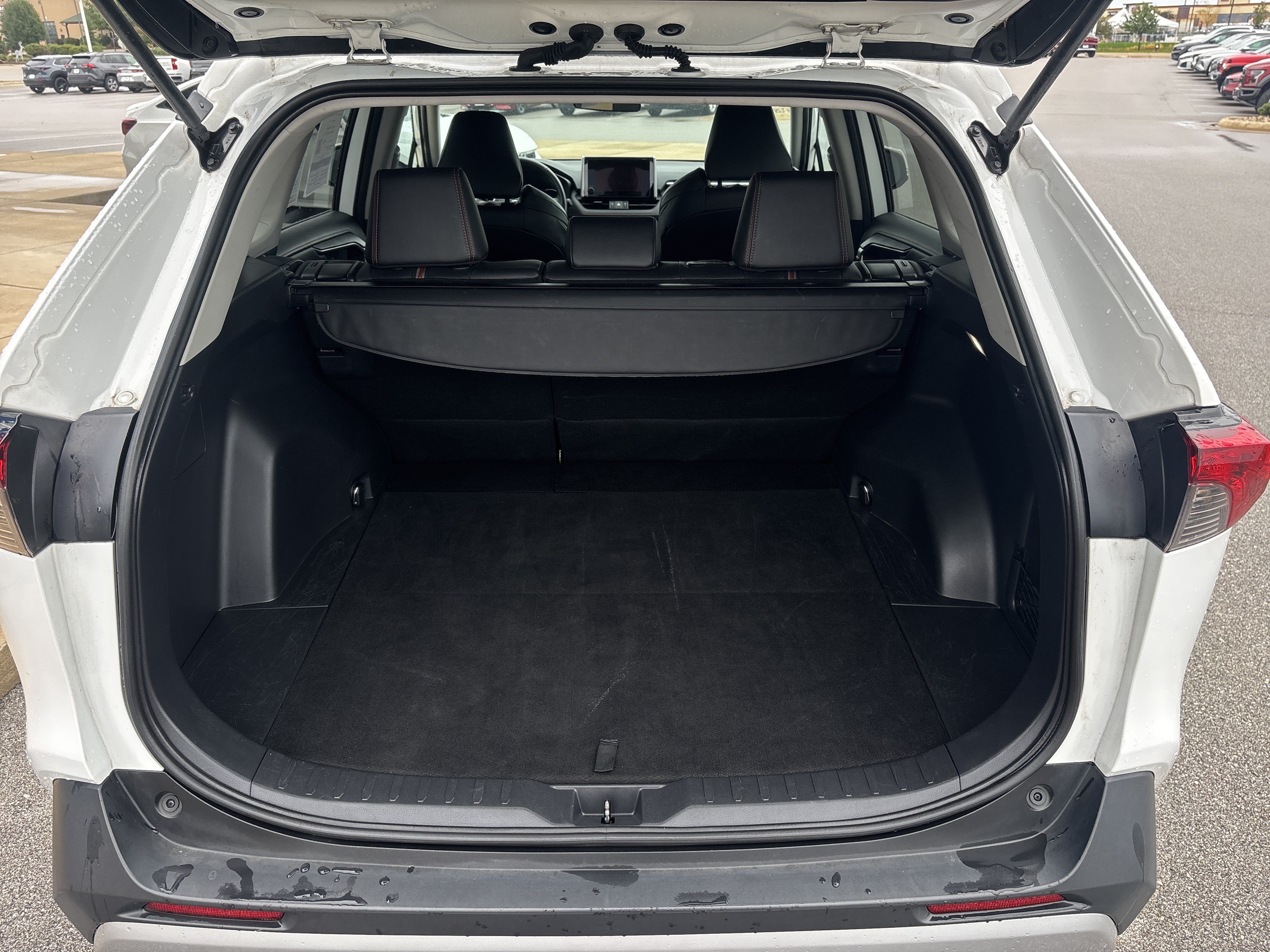 Used 2024 Toyota RAV4 Adventure AWD/4WD image 30