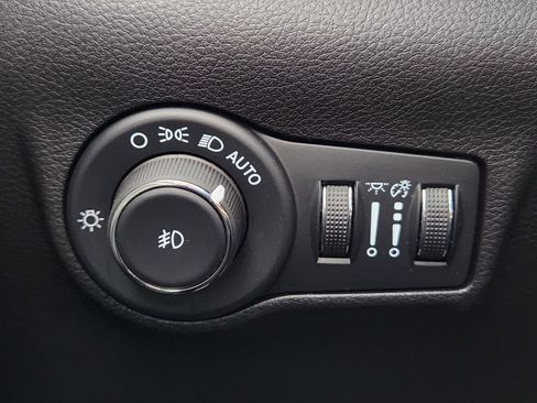 Used 2022 Jeep Compass Limited AWD/4WD image 27